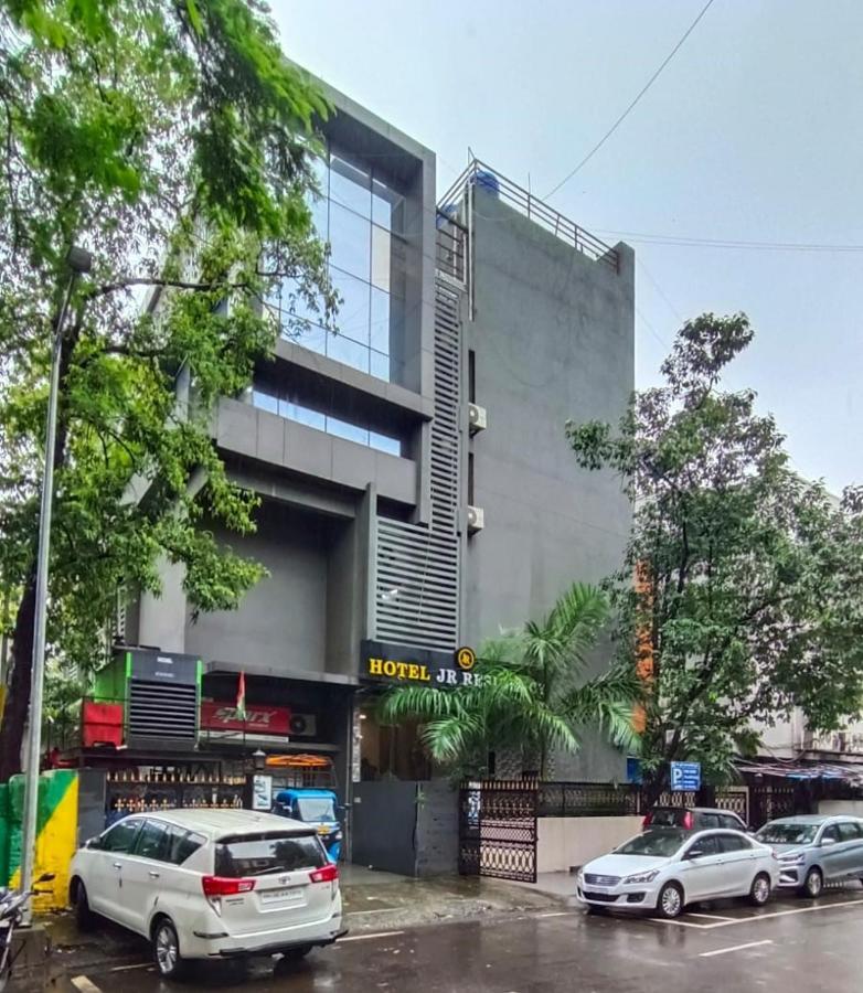 J R Residency Hotell Navi Mumbai Eksteriør bilde