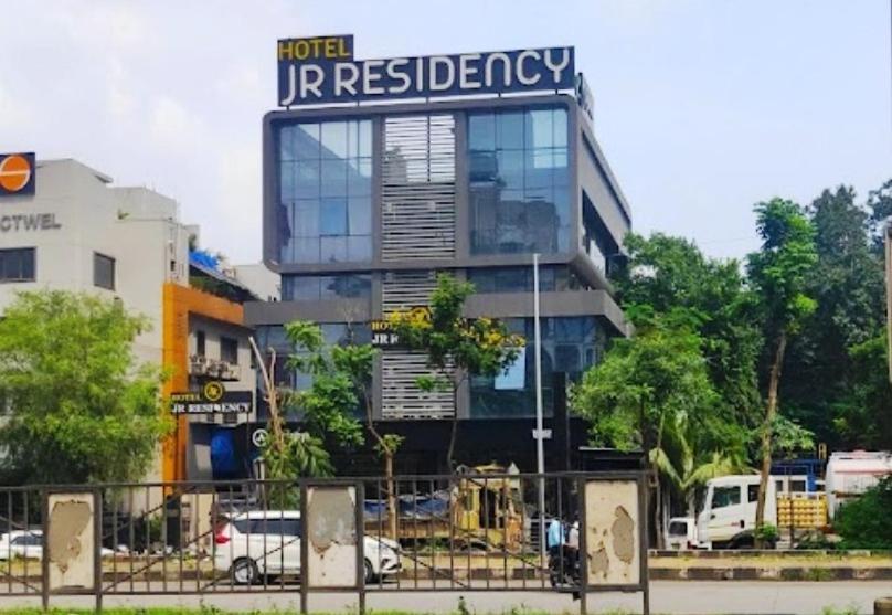 J R Residency Hotell Navi Mumbai Eksteriør bilde