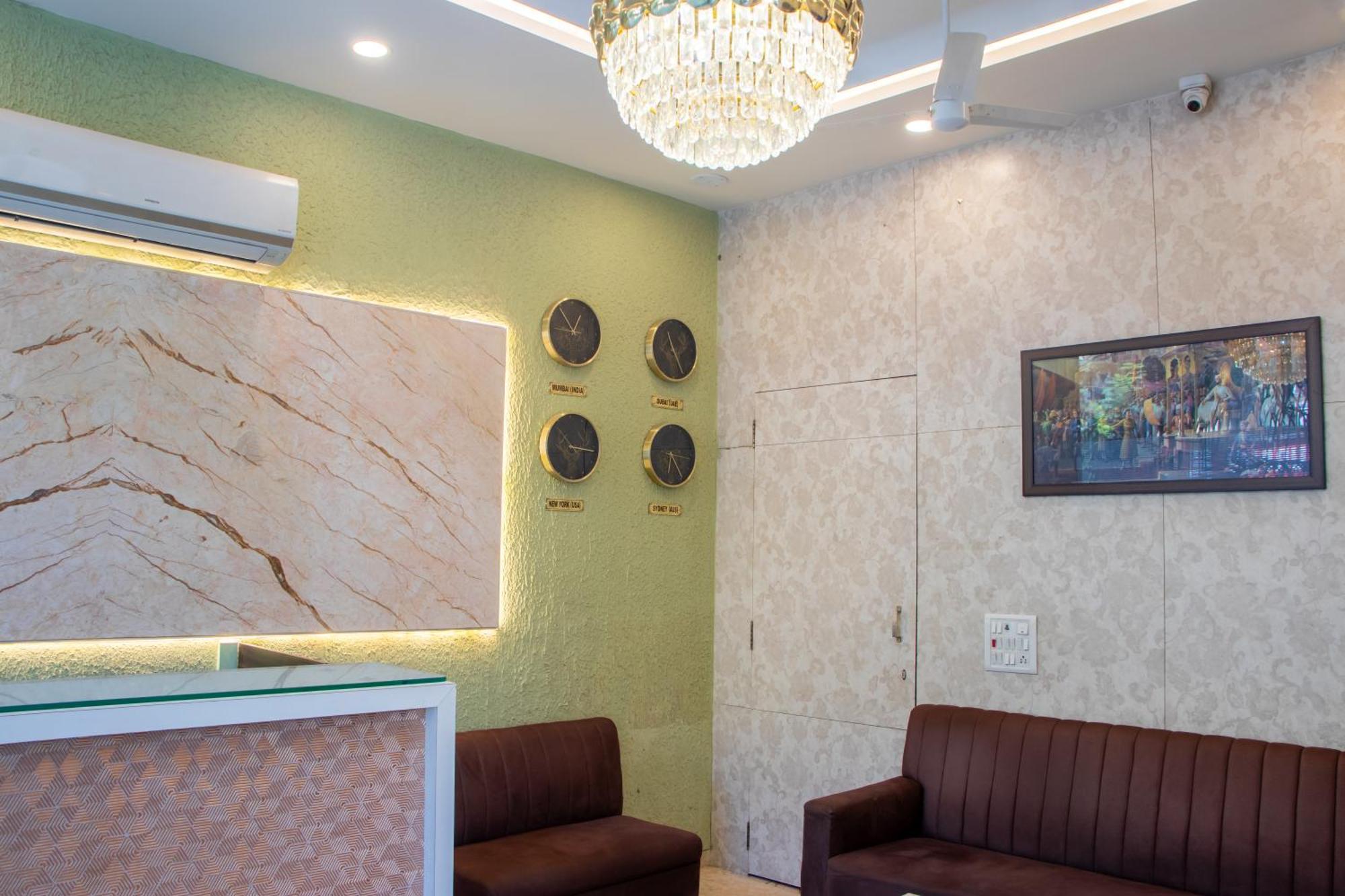J R Residency Hotell Navi Mumbai Eksteriør bilde